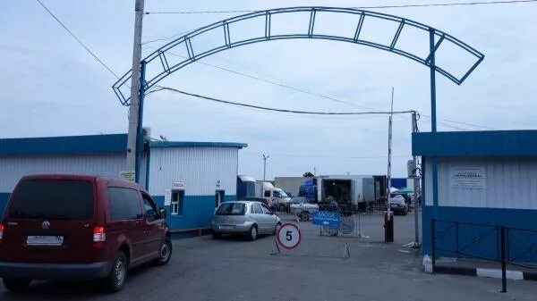 Рынок придача на димитрова. Рынок придача воронеж. Левый берег базар. Рынок придача. Маяк воронеж магазин.