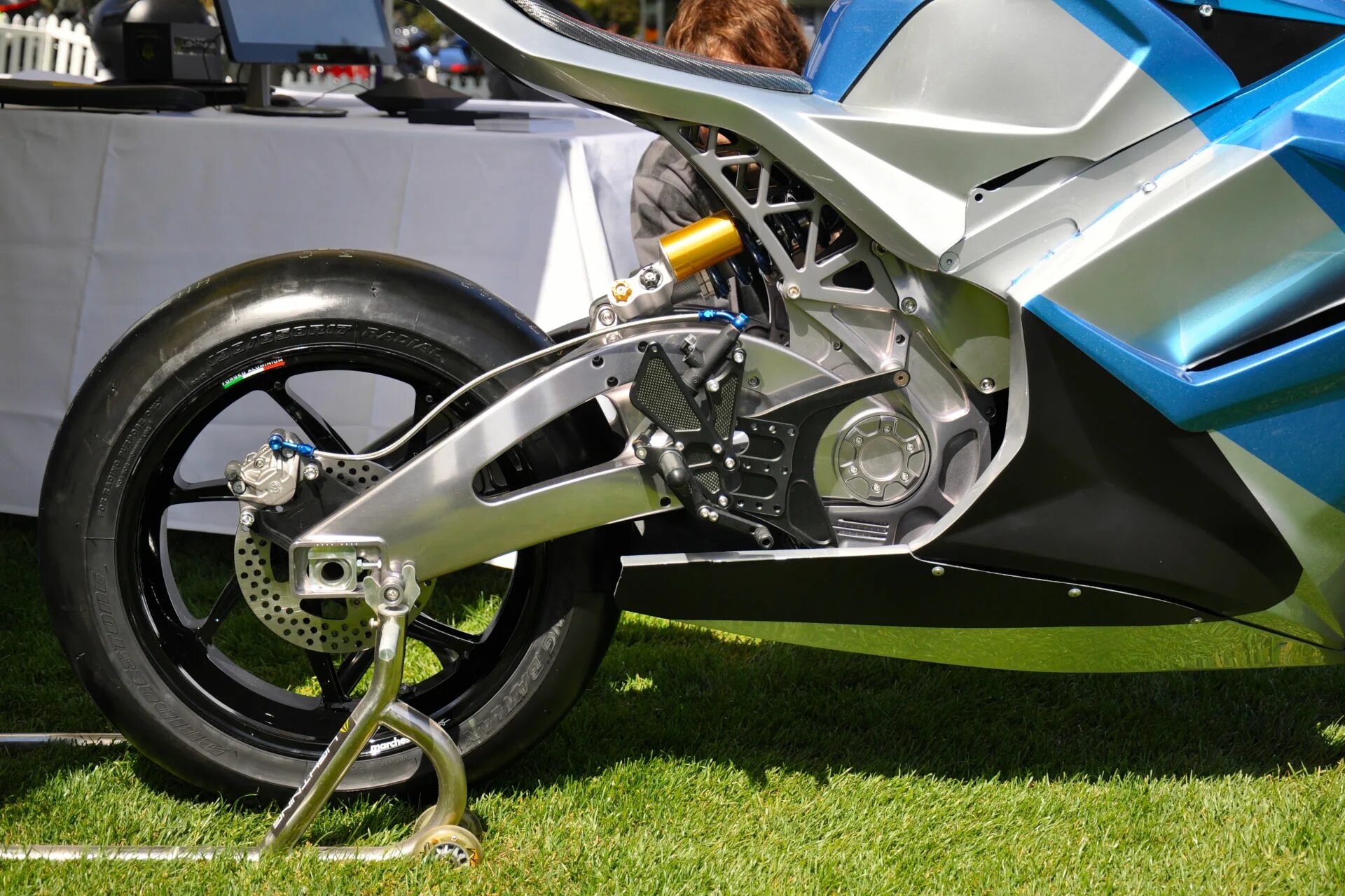 Lightning 218