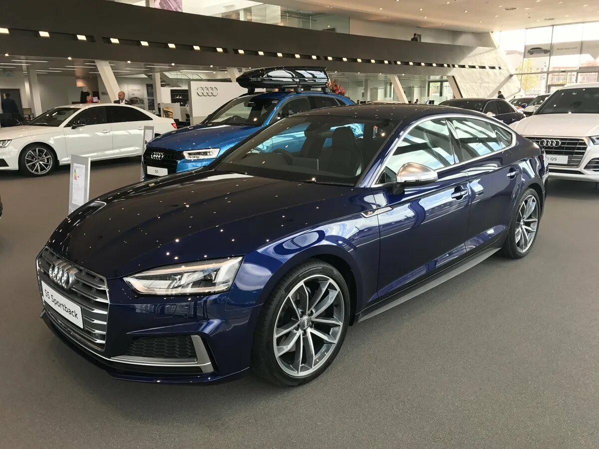 А6 синий. Ауди а5 2021 синяя. Audi s5 Sportback 2021 Navarra Blue. Ауди а7 темно синяя. Ауди а5 темно синяя.