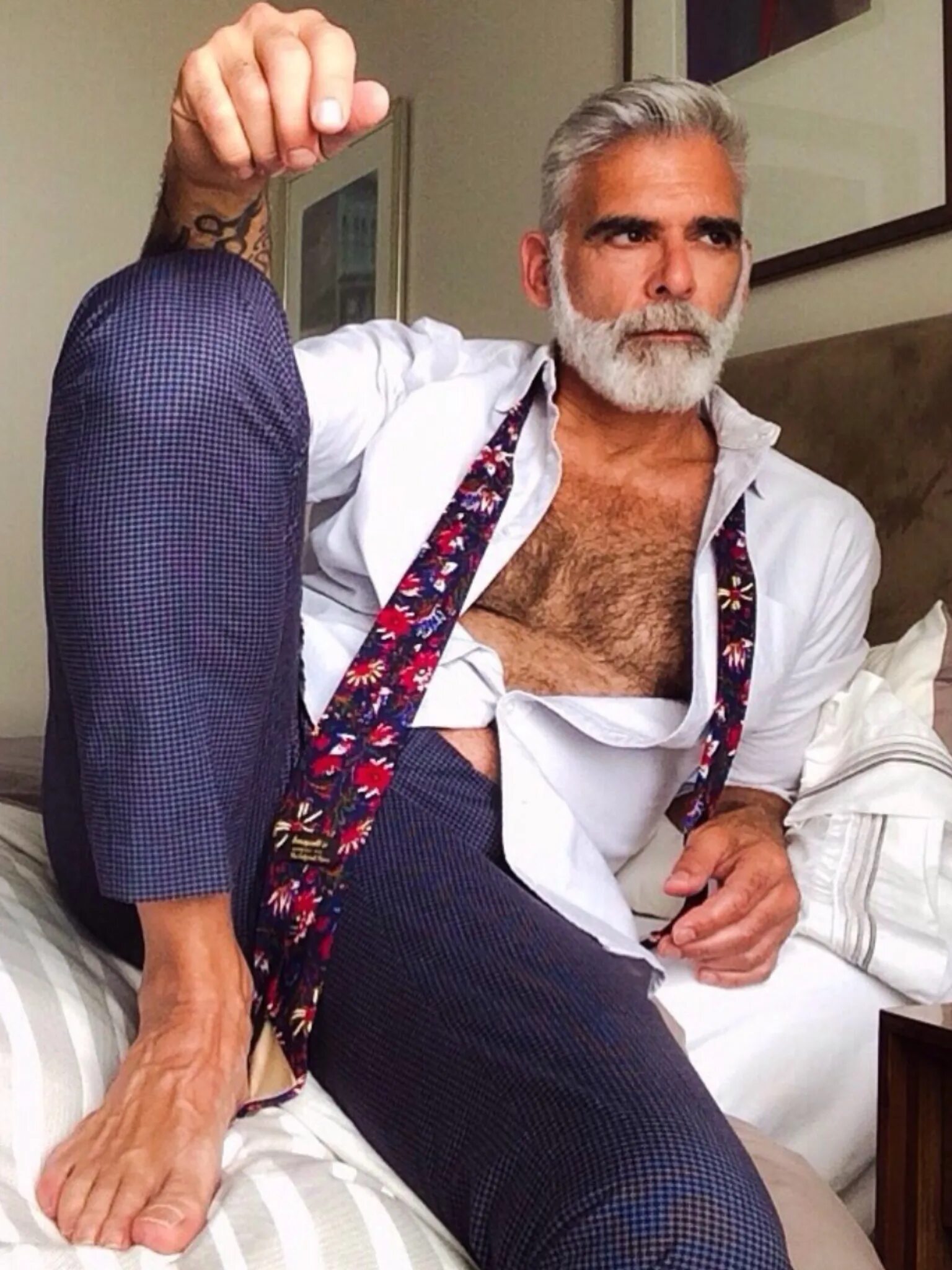 Old man daddy. Daddy мужчины. silver daddy lounge. silver daddy leather.