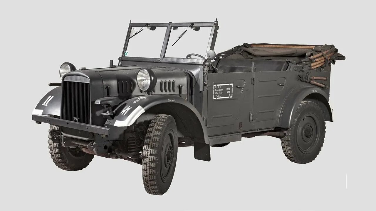 Hanomag r 40. Stoewer r180 / r200. Stoewer r180 / r200. Stoewer r200 автомобиль. Stoewer r200 автомобиль.