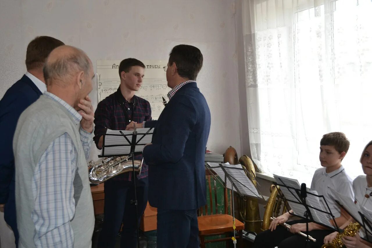 Енотаевка подслушано объявление. Музыкальная школа с.енотаевка. енотаевка школа. енотаевка.