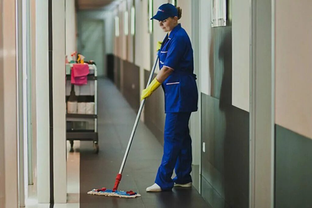 вечерняя уборка офисов.