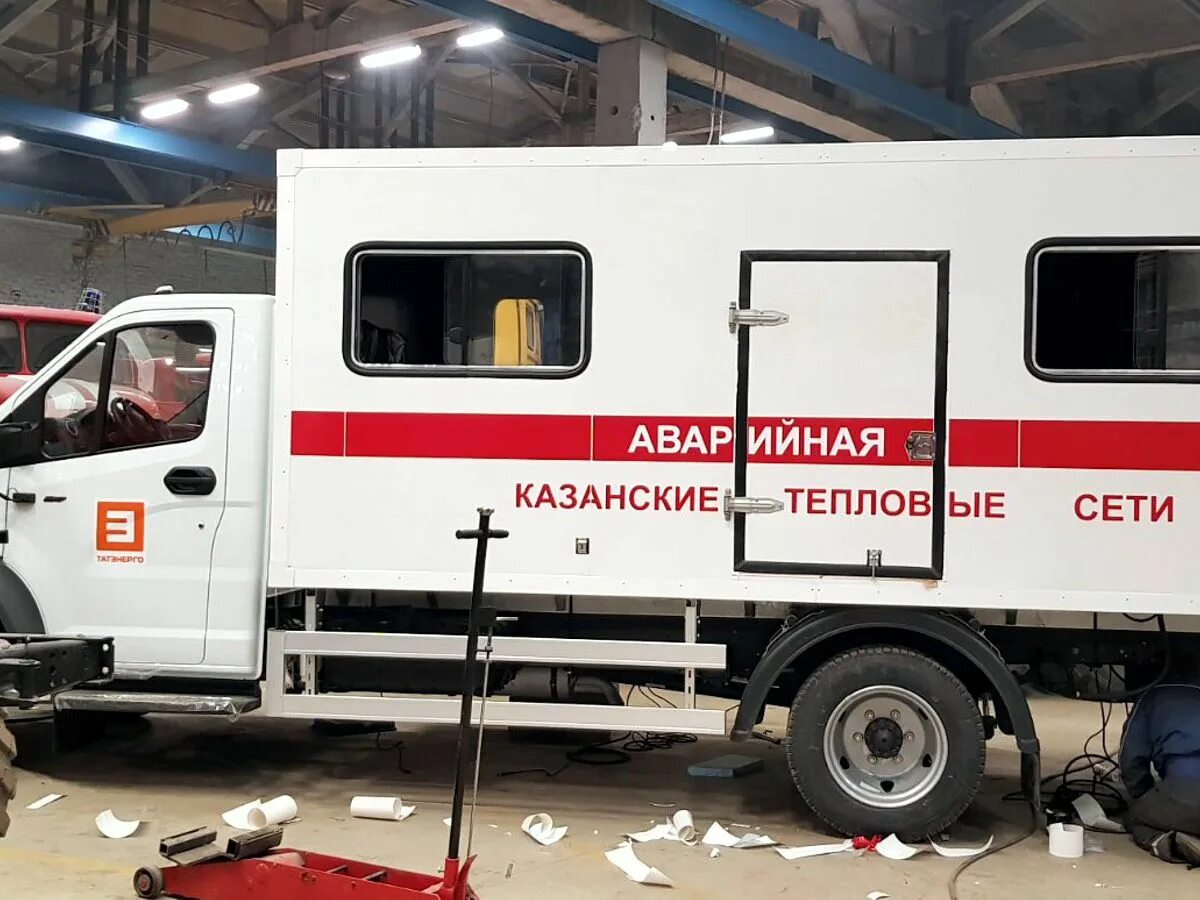 Аварийная сеть. Автомобили аварийная теплосеть. аварийная служба теплосети автомобиль. аварийная служба тепловых сетей машина. оклейка автомобиля аварийной службы.
