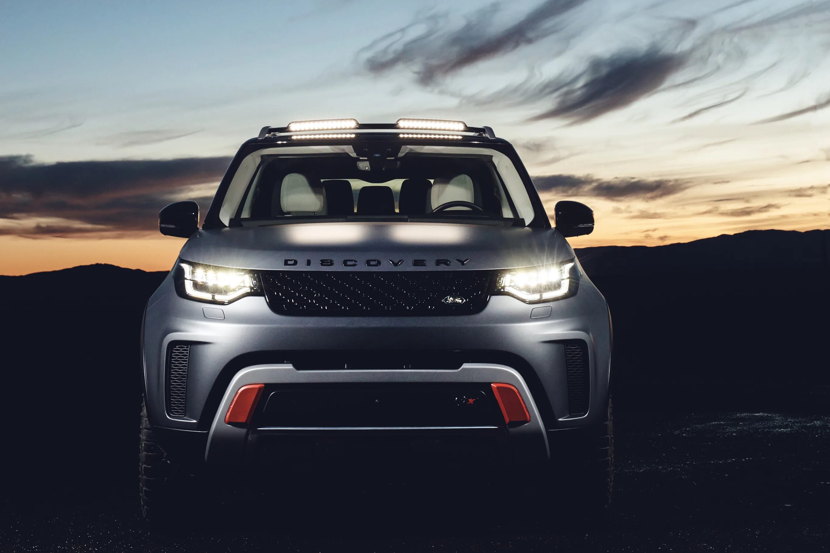 Андроид дискавери. Land rover дискавери 2018. land rover discovery 2018 правая галогенка. обои discovery. range rover wallpaper 4k.