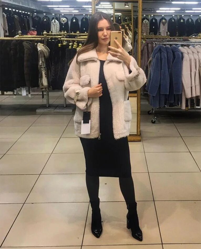 Магазин женский ярославль. Флагман ярославль магазины одежды. Магазин женский ярославль. Микс 93. Магазин шуб в ярославле империя.