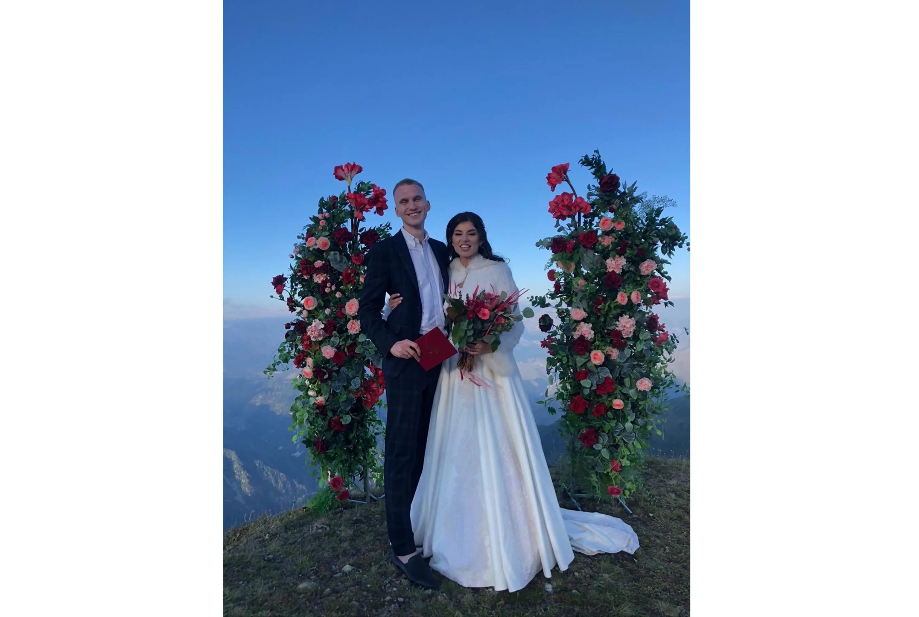 Свадьба в осетии. Грузинское национальное платье. Свадьба в осетии. Осетинская свадьба. Свадьба в северной осетии.