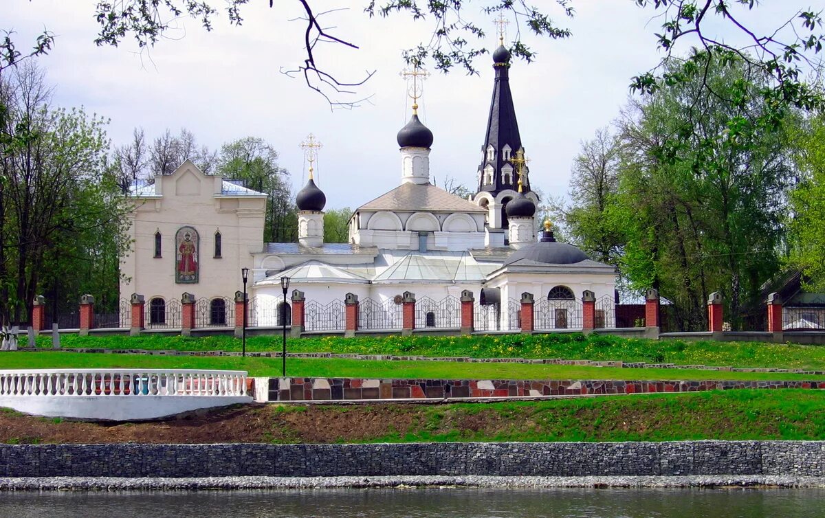 Спасский храм долгопрудный. Храм спаса нерукотворного в котово долгопрудный. Спас долгопрудный. Спас долгопрудный. Храм спаса нерукотворного образа в котово.