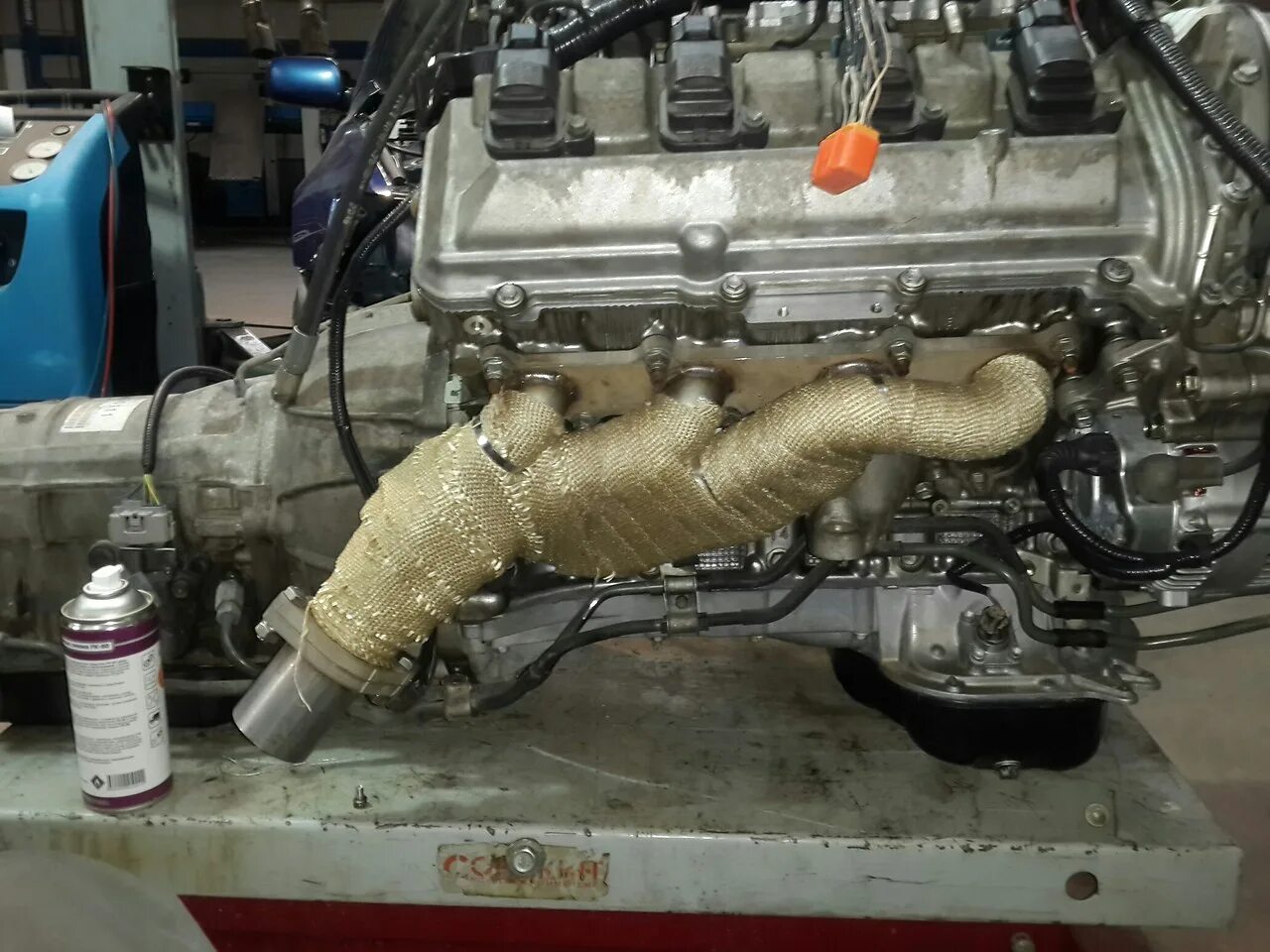 Муфта распредвала toyota land cruiser 200. 2uz fe масло. Сальник распредвала 1uz fe vvti. Распредвал 1 uz fe. Муфта vvti 2uz fe.