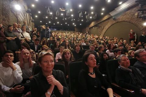 Театр у никитских ворот сцена