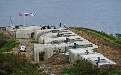 Береговые укрепления на море