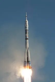 Ракета в полете в космос