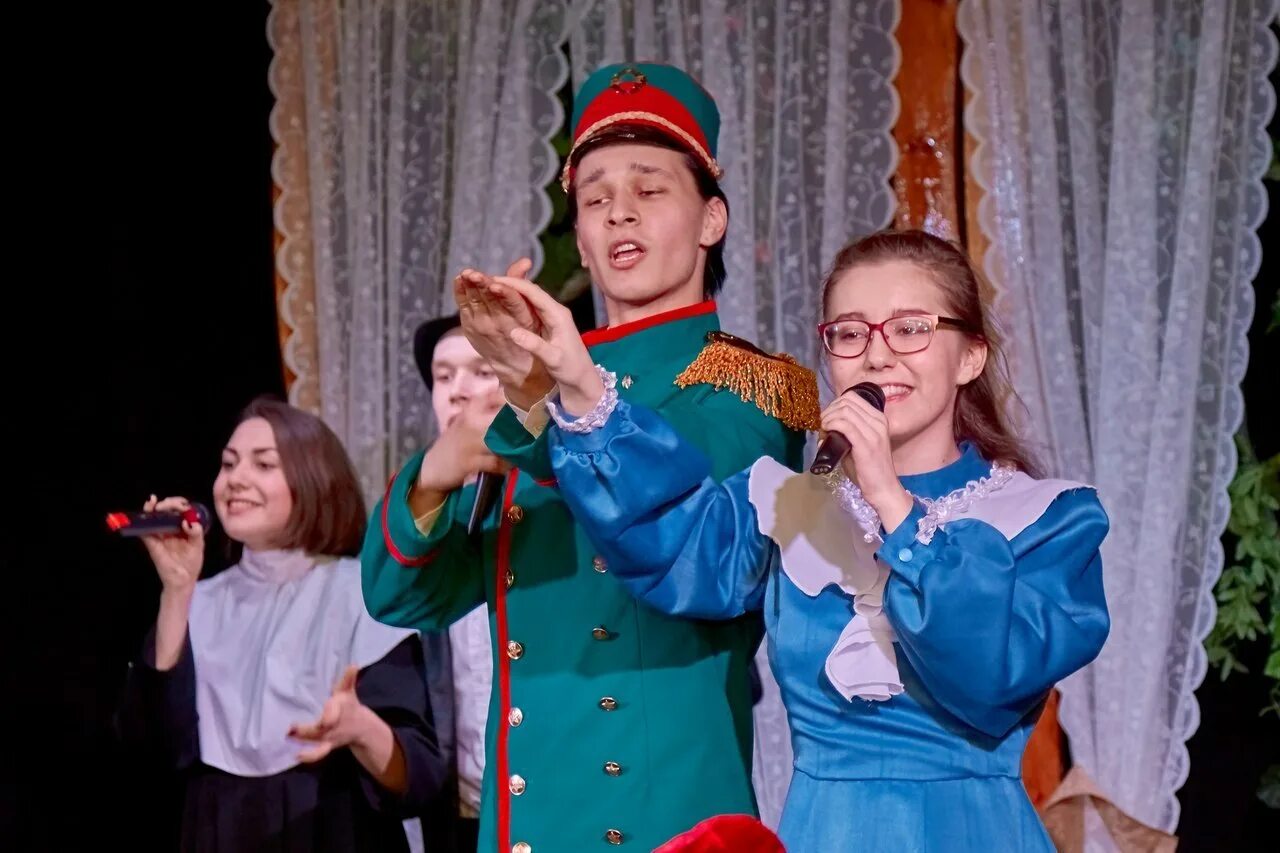 Театр мим детский. Жигунов. Марии юзет "детский театр". Руководитель детского театра. Театр диковского преподаватель мария михайловна.