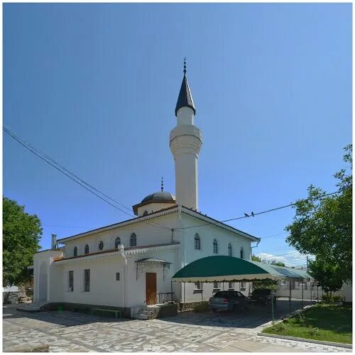 Мечеть кебир-джами. Симферополь кибер джаме. Ак мечеть ульяновск. Болгарская академия ислама. Дом ак мечеть.