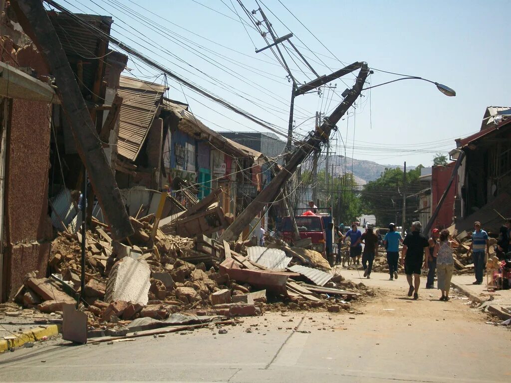 Землетрясения сегодня красноярск. Землетрясение в Чили 2010. Чили землетрясение 27.02.2010. 27 Февраля 2010 Мауле, Чили.