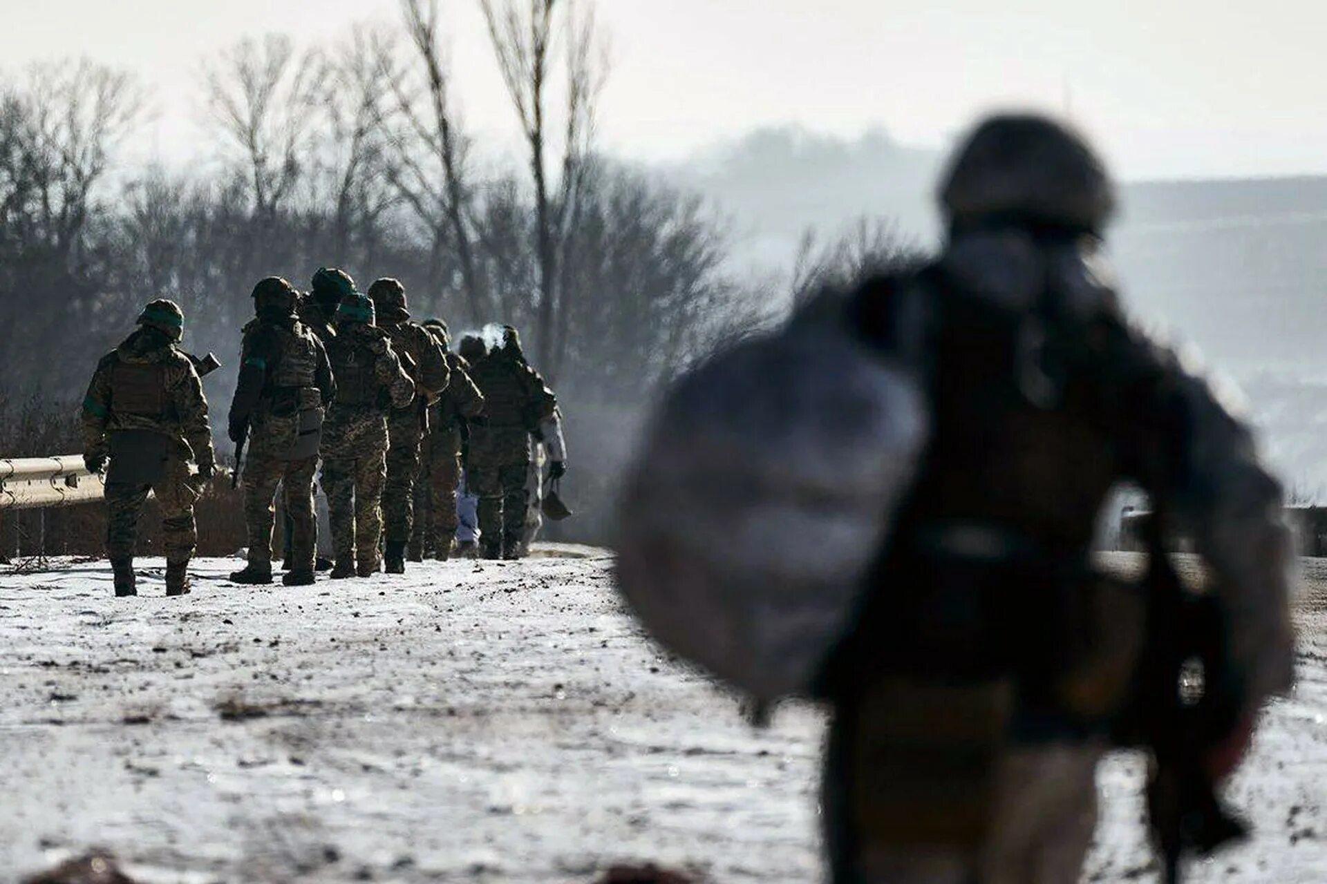 Украинцы отступают. Украинские войска. Военные фото.