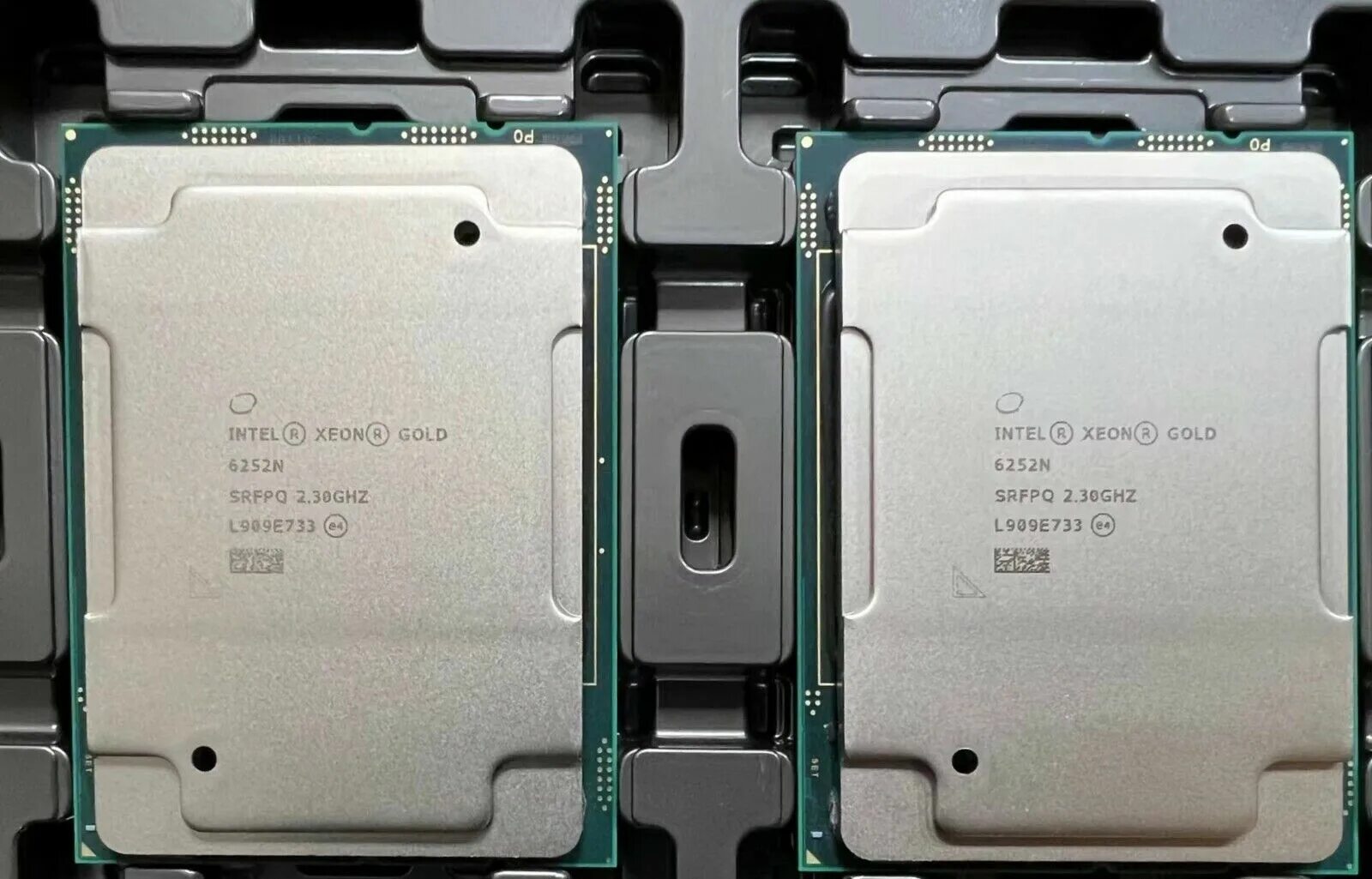 Xeon Gold 6252. Intel Xeon Gold. Процессор Intel Xeon Gold 6338u. Xeon Gold 1488.