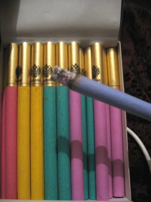 Сигареты Sobranie Белорусские. Sobranie сигареты зеленые. Сигареты Орис. Собрание сигареты 2000. Сигареты с золотым фильтром