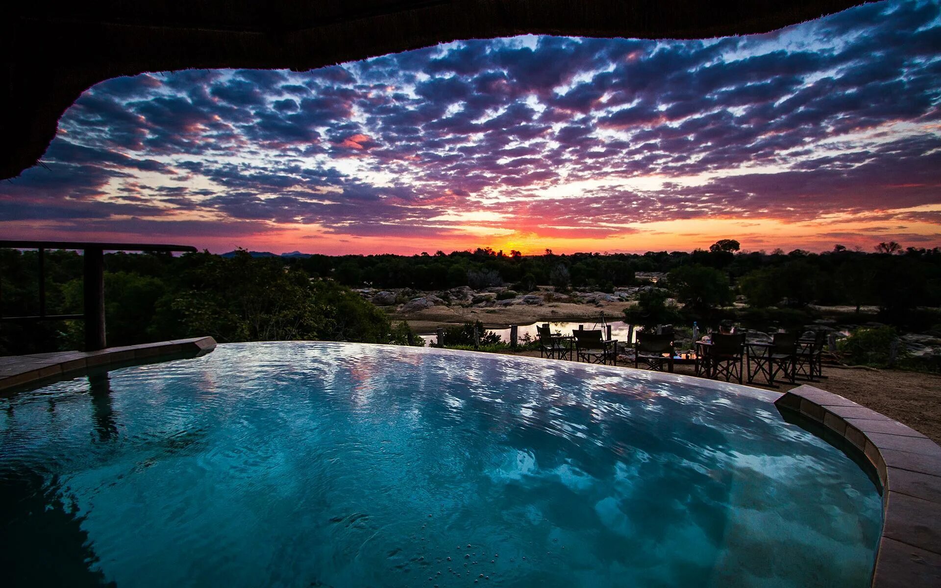 Sunset pool