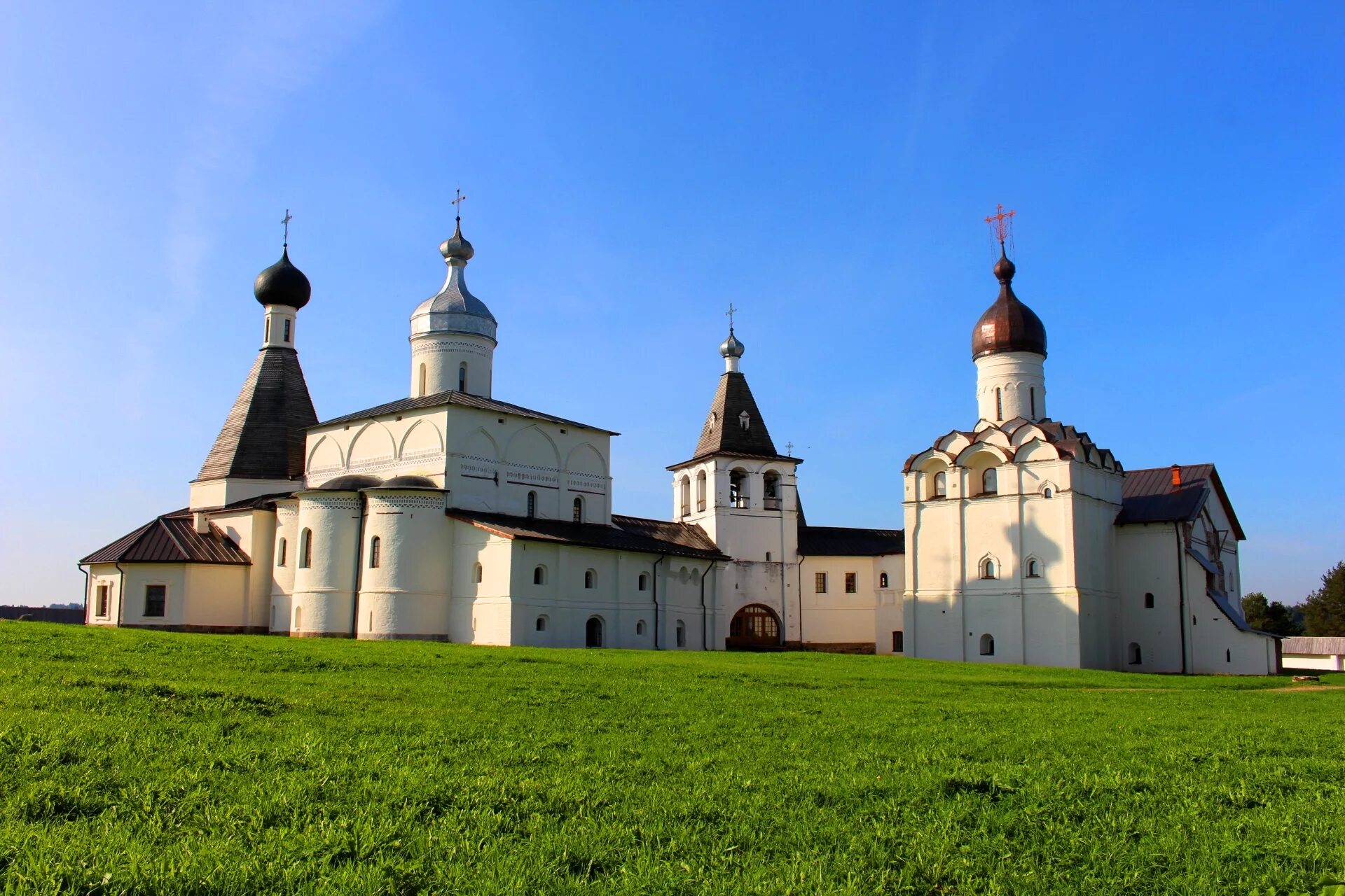 кириллов ферапонтов монастырь. кирилло белозерский ферапонтов. кирилло белозерский ферапонтов. северная фиваида кирилло белозерский. ансамбль ферапонтова монастыря.