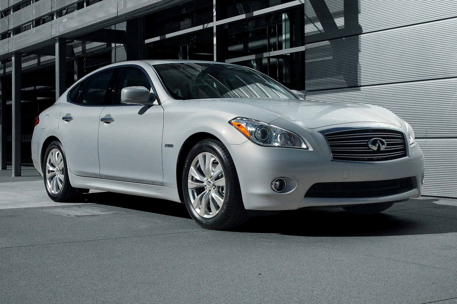 Инфинити машина страна. Инфинити м 35h. Infiniti m35 y51. Infiniti m35 2013. 2012 Infiniti m35h Hybrid.