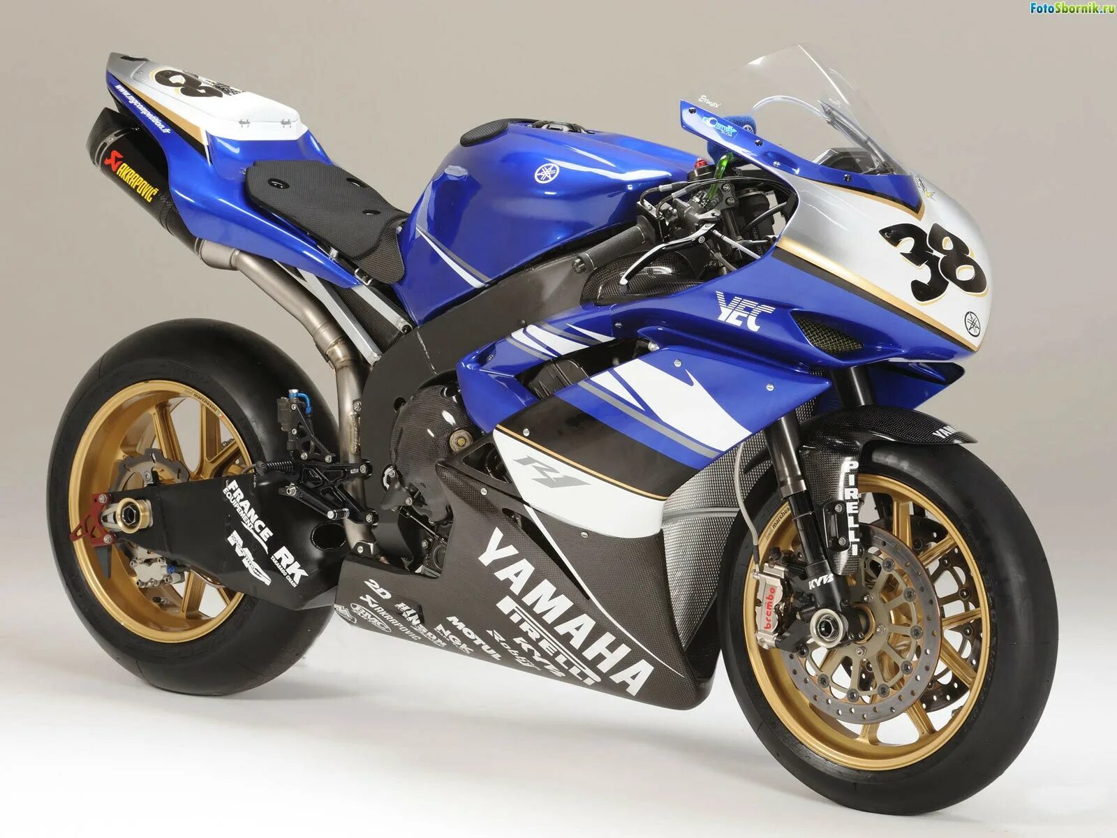 Мотоцикл yamaha r1