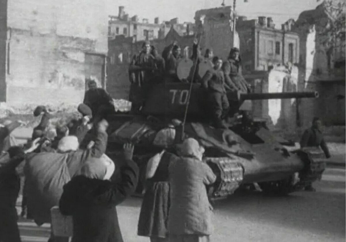 Дата освобождения киева. Освобождение Киева 1943. Освобождение Киева от фашистов 6 ноября 1943 года. Киев 6 ноября 1943. Киев освобожден от фашистов в 1943.