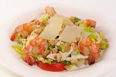 Салат с креветками и салатом айсберг