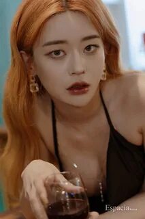 Espacia_Korea_EXC 067_RAHEE.