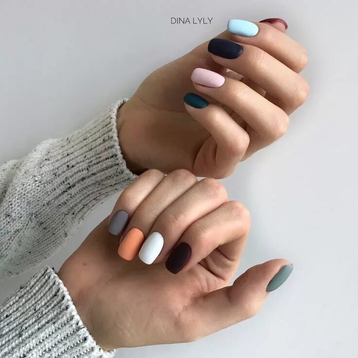 Short Acrylic Nails Discover Trending Summer Nails for This Summer - DIY Darlin 