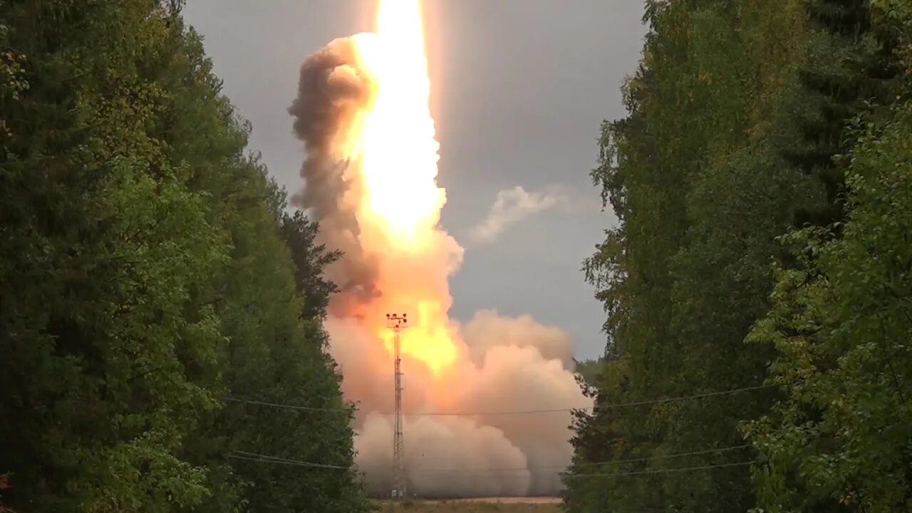 Полет тополь м