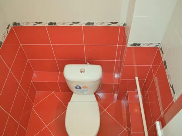 Плиточник 4. Укладка плитки в ванной на стены. Кладка плитки. Плиткой. Укладка кафеля в ванной комнате.