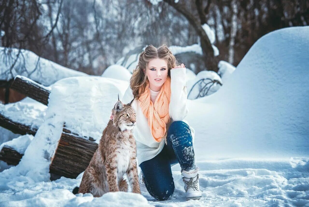 девушка рысь. девушка с рысью. девушка с рысью. девушка рысь. девушка рысь.