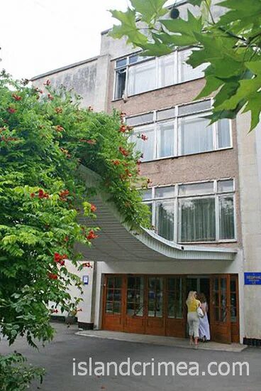 Санаторий имени глинки евпатория. Санаторий имени глинки евпатория. Евпаторийский детский клинический санаторий. Санаторий едкс евпатория. Детский санаторий им глинки евпатория номера.