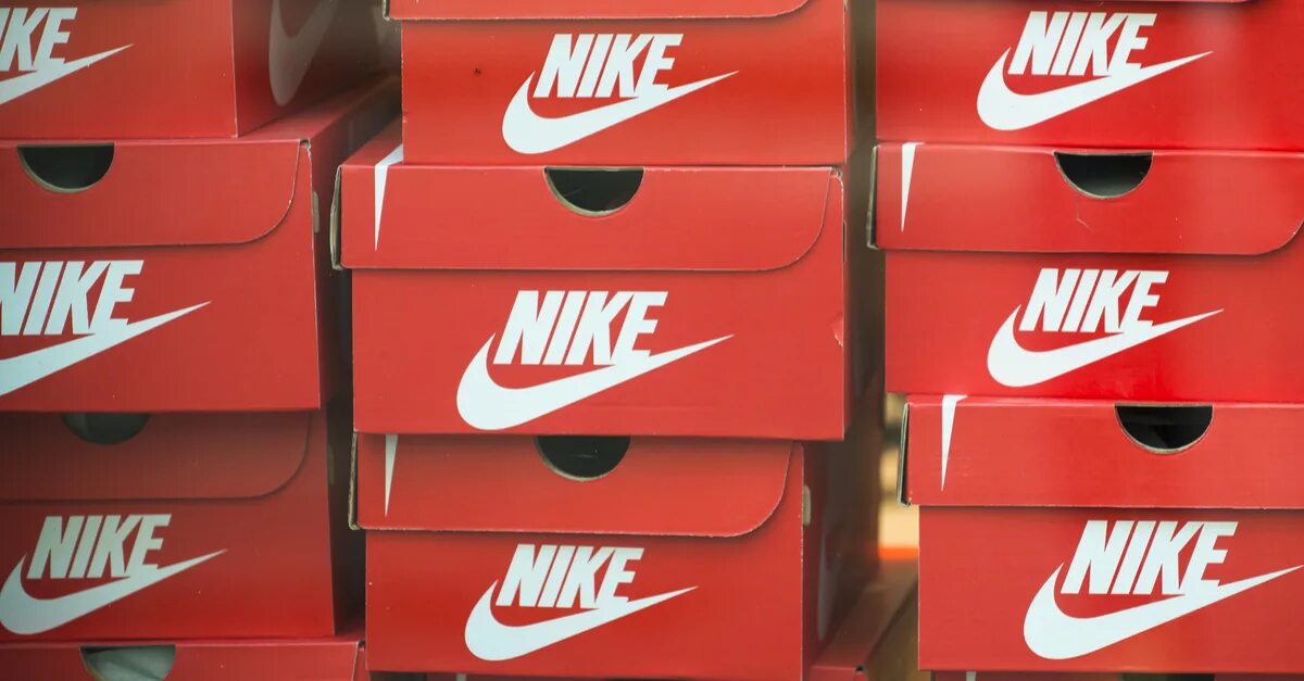 Тревор Эдвардс Nike. Nike, Inc.. Nike производство. ГИВ найк.