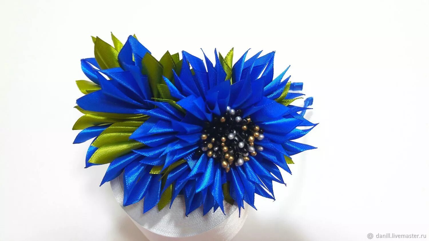 Василек из бумаги своими руками. Василек из бумаги объемный. Сделать цветок василек. Костюм цветок василек. Цветы из гофрированной бумаги васильки.