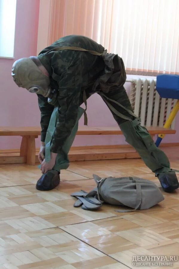 Одевание озк видео. Одевание озк. порядок одевания озк комбинезоном.