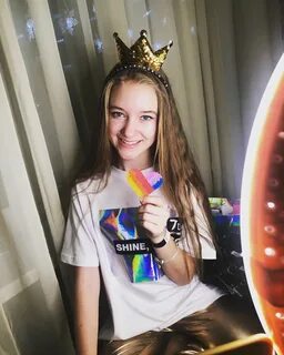 Crown Jewelry, Blogger Style, Fashion, Moda, Fashion Styles, Fashion Illust...