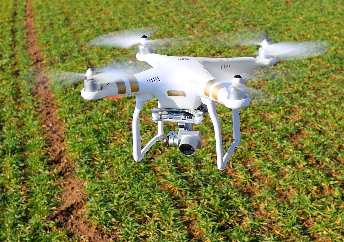 Какие фирмы внедряют мультикоптеры в сельское хозяйство. Дроны (беспилотные аппараты) в ДЧЛ. Квадрокоптер бпла400т. Мультироторные – мультикоптерные дроны. Е95 беспилотный летательный аппарат.