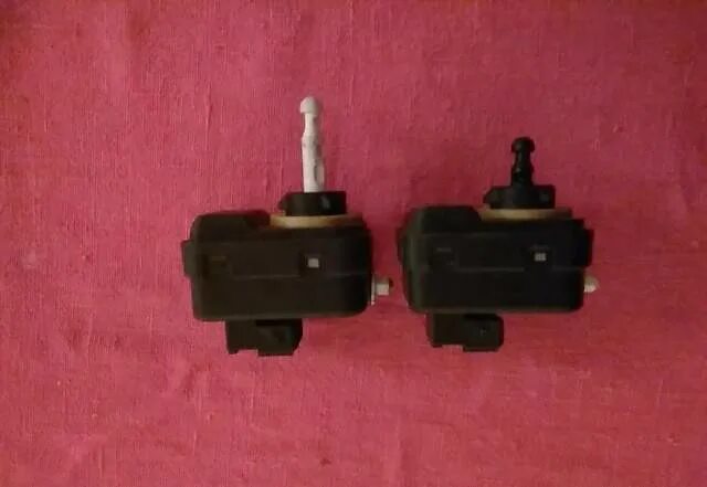 Корректор фар 0307852 bosch. Корректор фары volvo s40 ii. Корректор фары вольво s60. Volvo корректор фары. Volvo корректор фары.