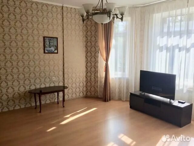 Циан казань недвижимость. Авито квартиры 1 комнатные приволжский. Авито казань квартира салиха батыева. Авито квартиры 1 комнатные приволжский. Квартира в приволжском районе казань.