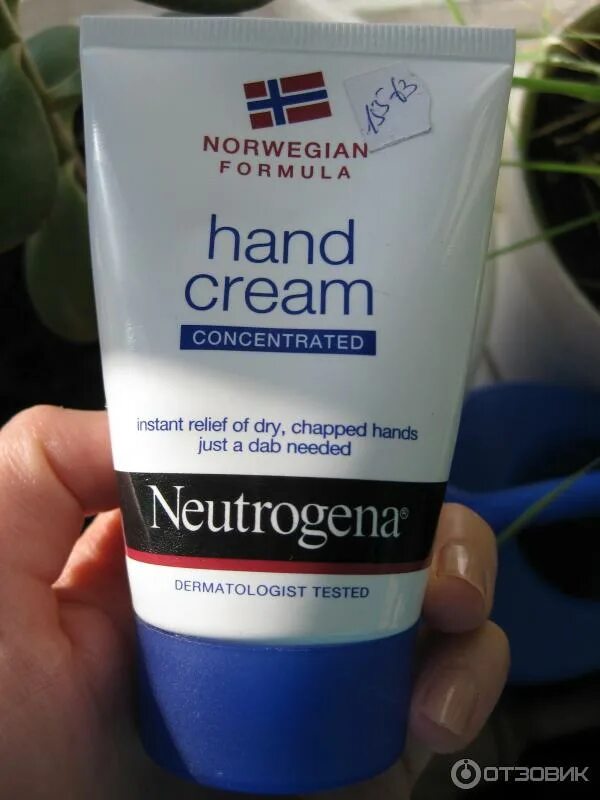 Купить крем нитроджина. Крем швейцарский Neutrogena. Neutrogena крем для рук концентрированный. Крем для рук швейцарский Neutrogena. Крем для рук Neutrogena Норвежская формула концентрированный.