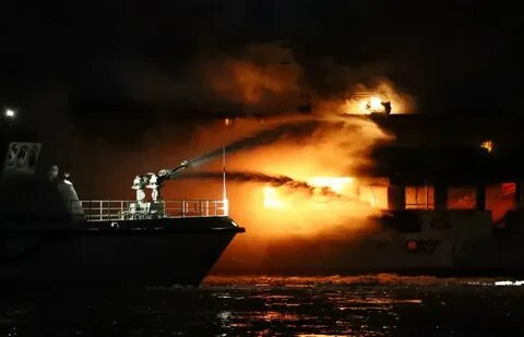 Тушение пожаров на морских и речных судах