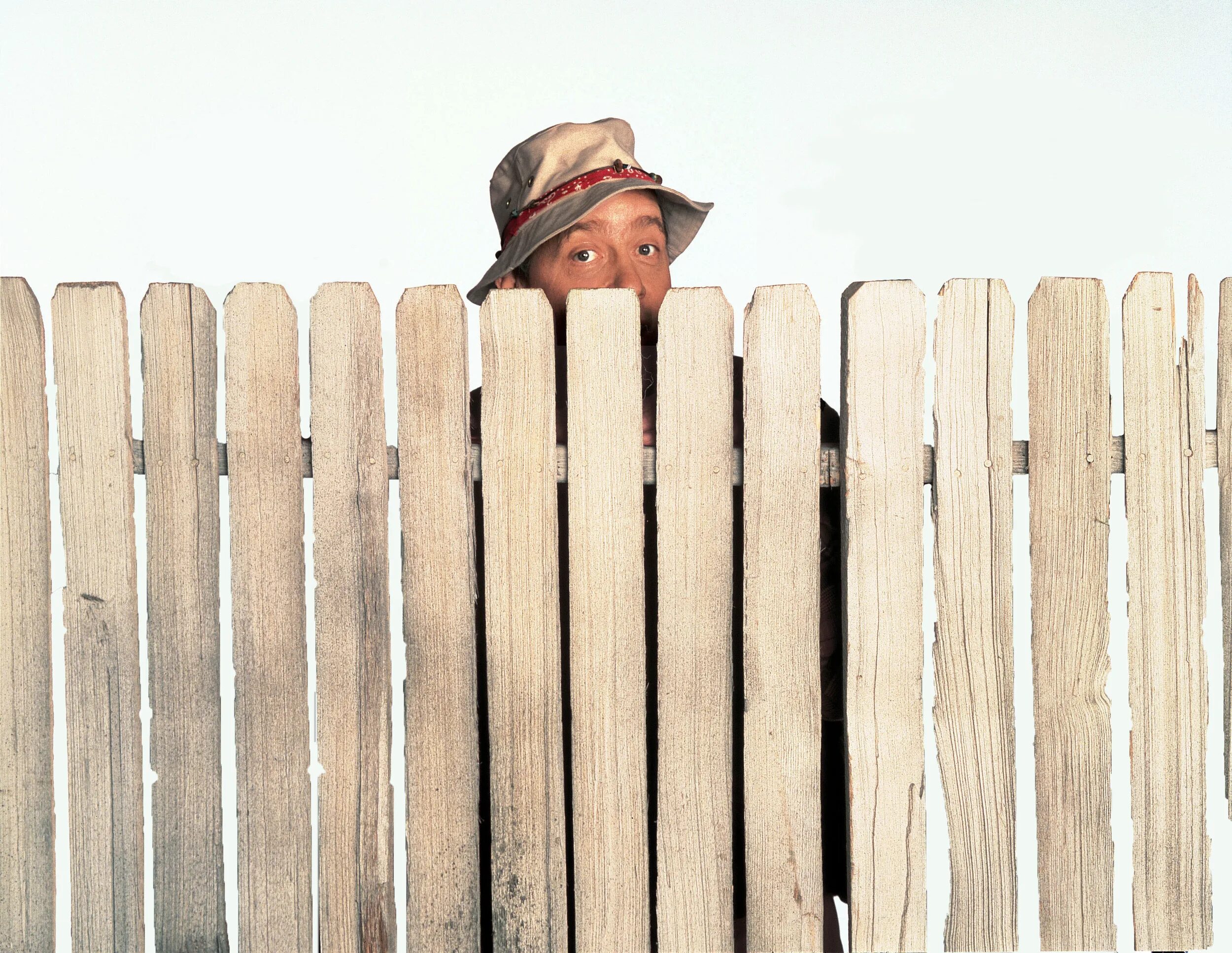 Wilson Home. Fences make good Neighbors» - целая. Neighbor. Neighbouring.