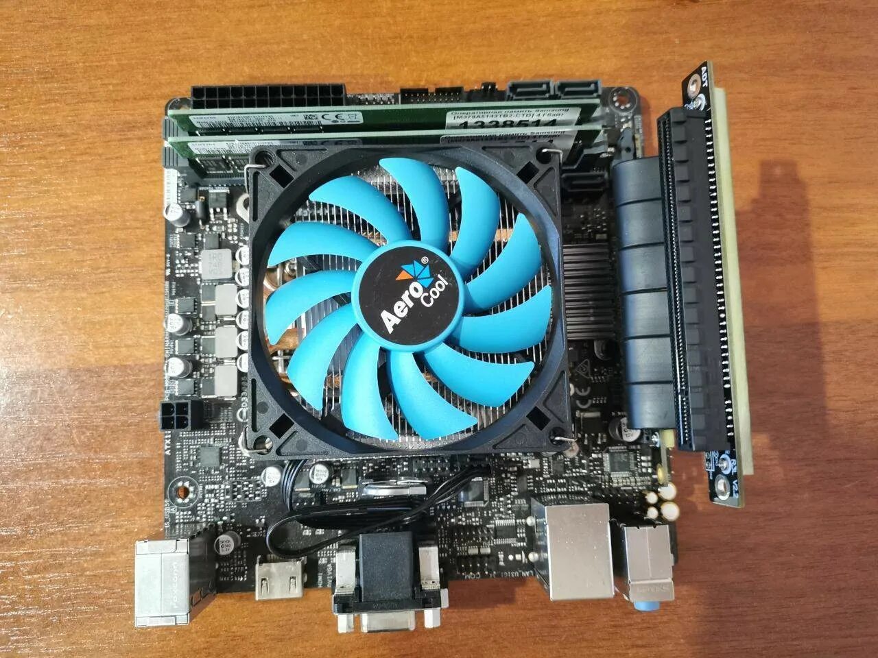 Сборка 1.6 2. ASUS 8100gm. I3 8100 h310. Gigabyte SSD 480gb inside. Ш3 8100 + h310 + 1650.