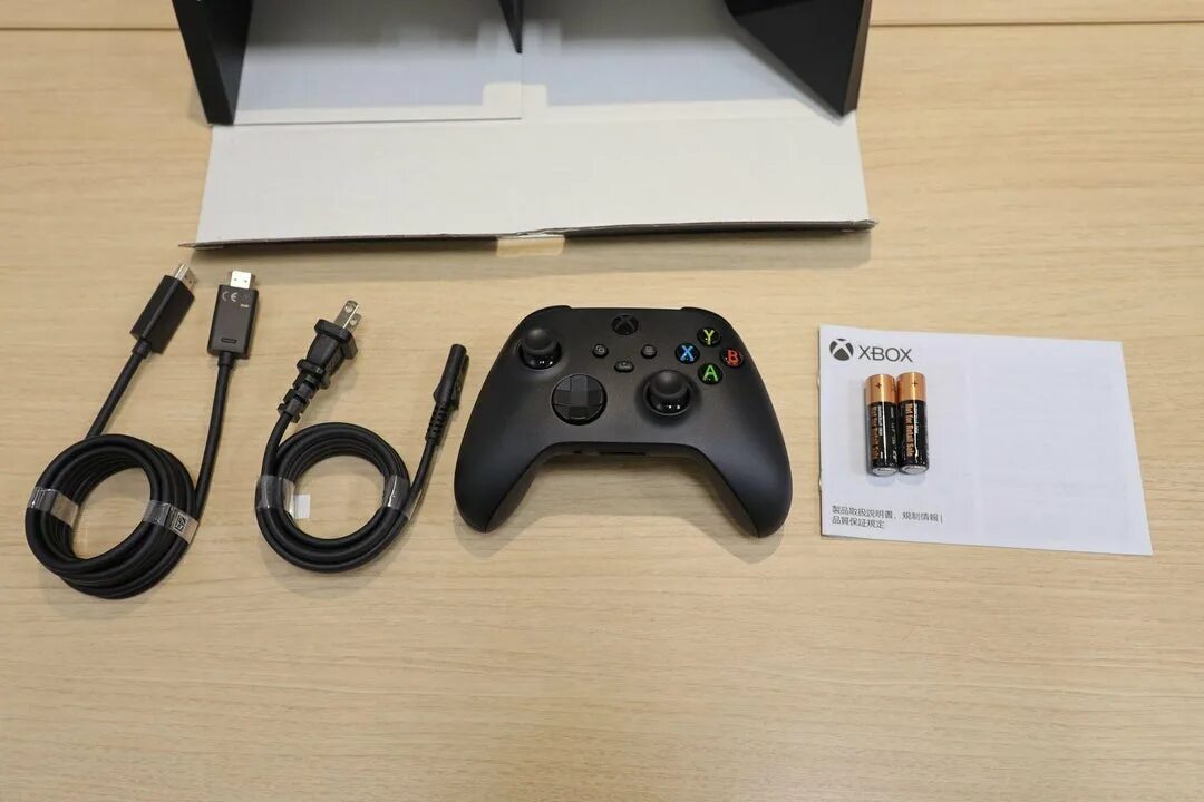 Xbox series x wifi. Xbox 360 Series x. Xbox Series x комплектация. Microsoft Xbox Series x комплектация. Хбокс Сериес s.