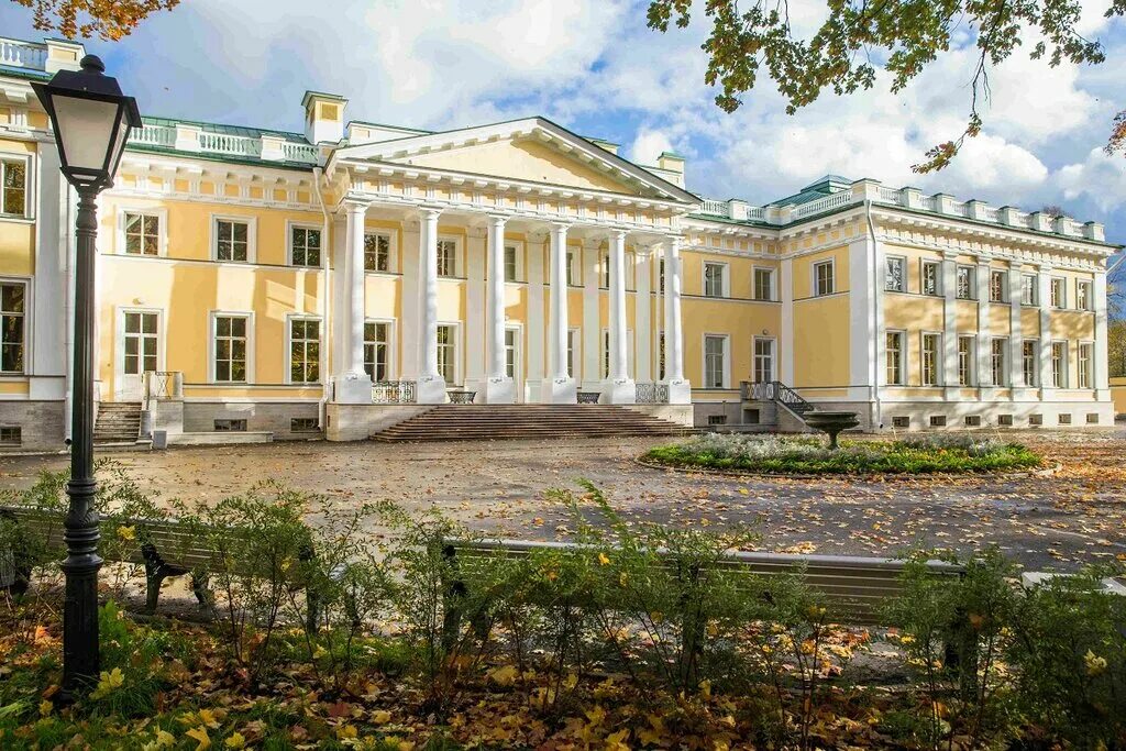 Каменноостровский дворец в санкт петербурге. Каменноостровский дворец история. каменноостровский дворец фото внутри. каменноостровский дворец фото начала 20 века.