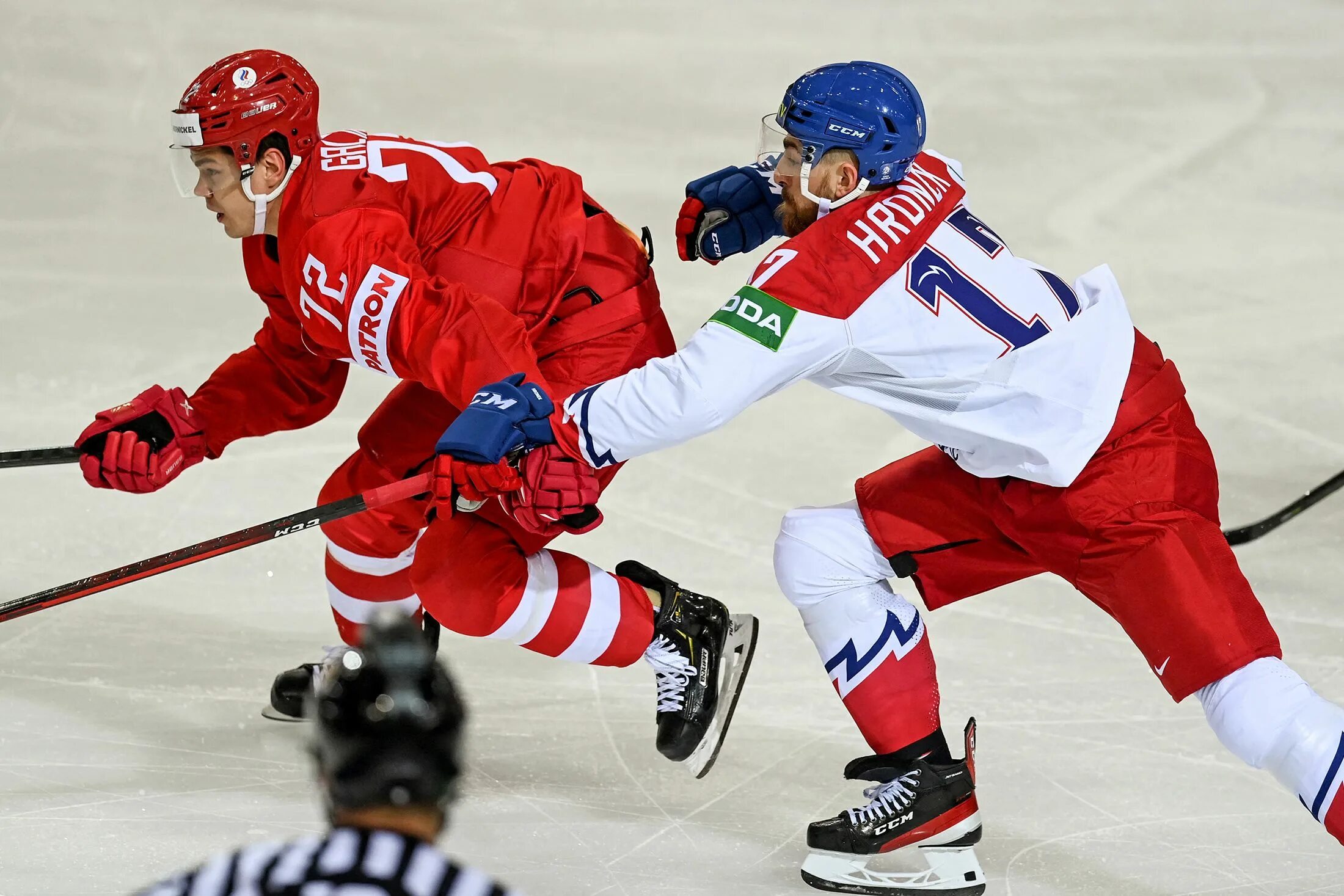 Чемпионат хоккея россия чехия. Россия Чехия. Хоккей Чемпионат России. Чехия хоккей. Россия Словения хоккей ЧМ В Чехии 2015.