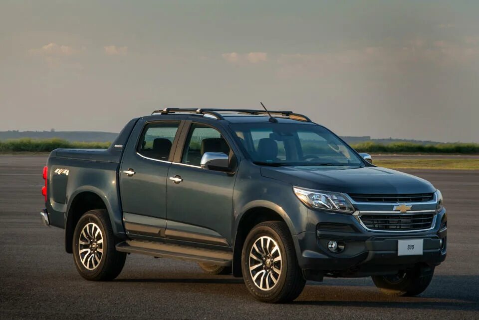 Тахо 2023. Chevrolet trailblazer 2022 фото. Vin chevrolet volt. Новый шевроле в красноярске. Шевроле тиволи.