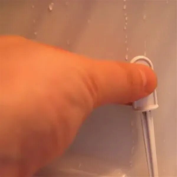 холодильник индезит сливное отверстие. холодильная камера ноу фрост. холодильник атлант сливное отверстие. холодильник индезит капельная система. разморозка капельная система что это.